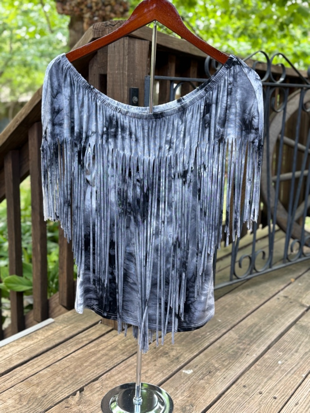Boston Proper Gray Smocked Tie-Dye Top with Fringe - Picture 3 of 9